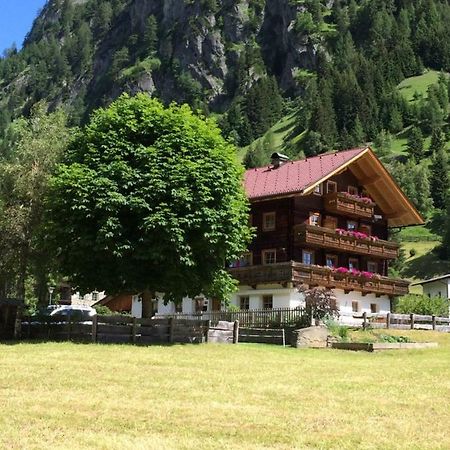 Gaestehaus Dorer Gerhard Pragraten Bagian luar foto