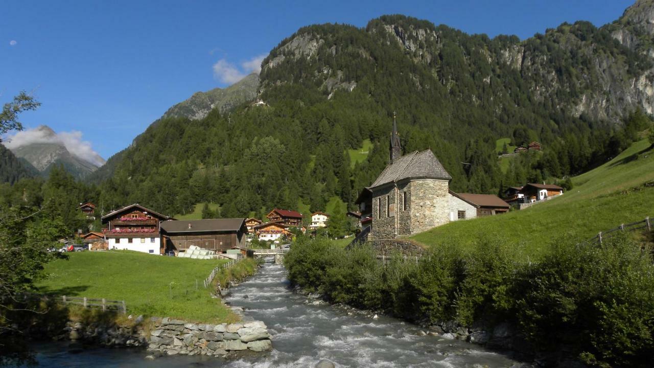 Gaestehaus Dorer Gerhard Pragraten Bagian luar foto
