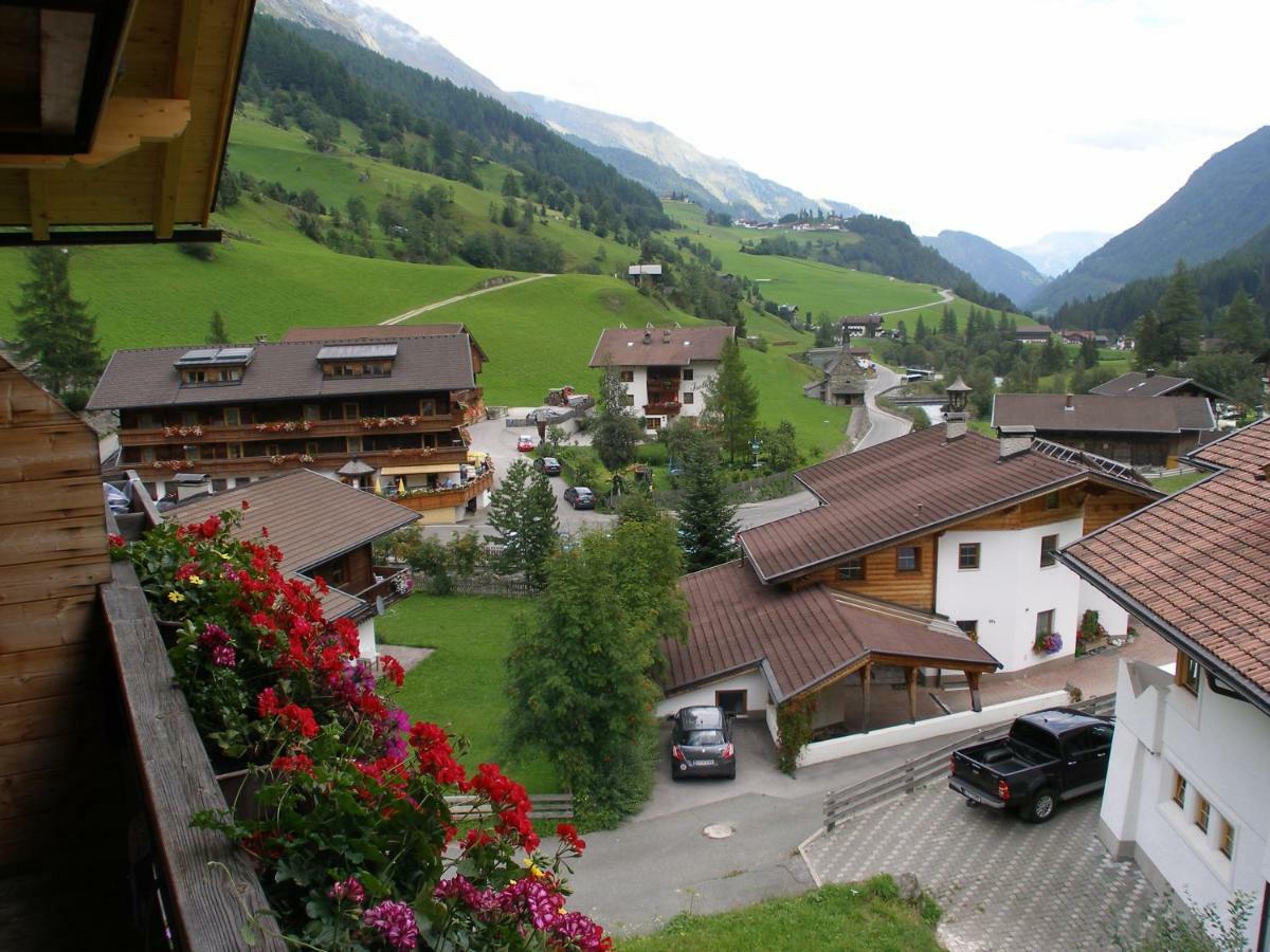 Gaestehaus Dorer Gerhard Pragraten Bagian luar foto