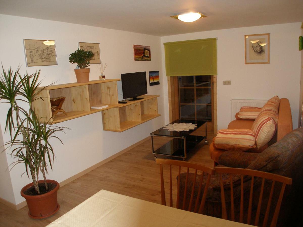 Gaestehaus Dorer Gerhard Pragraten Bagian luar foto