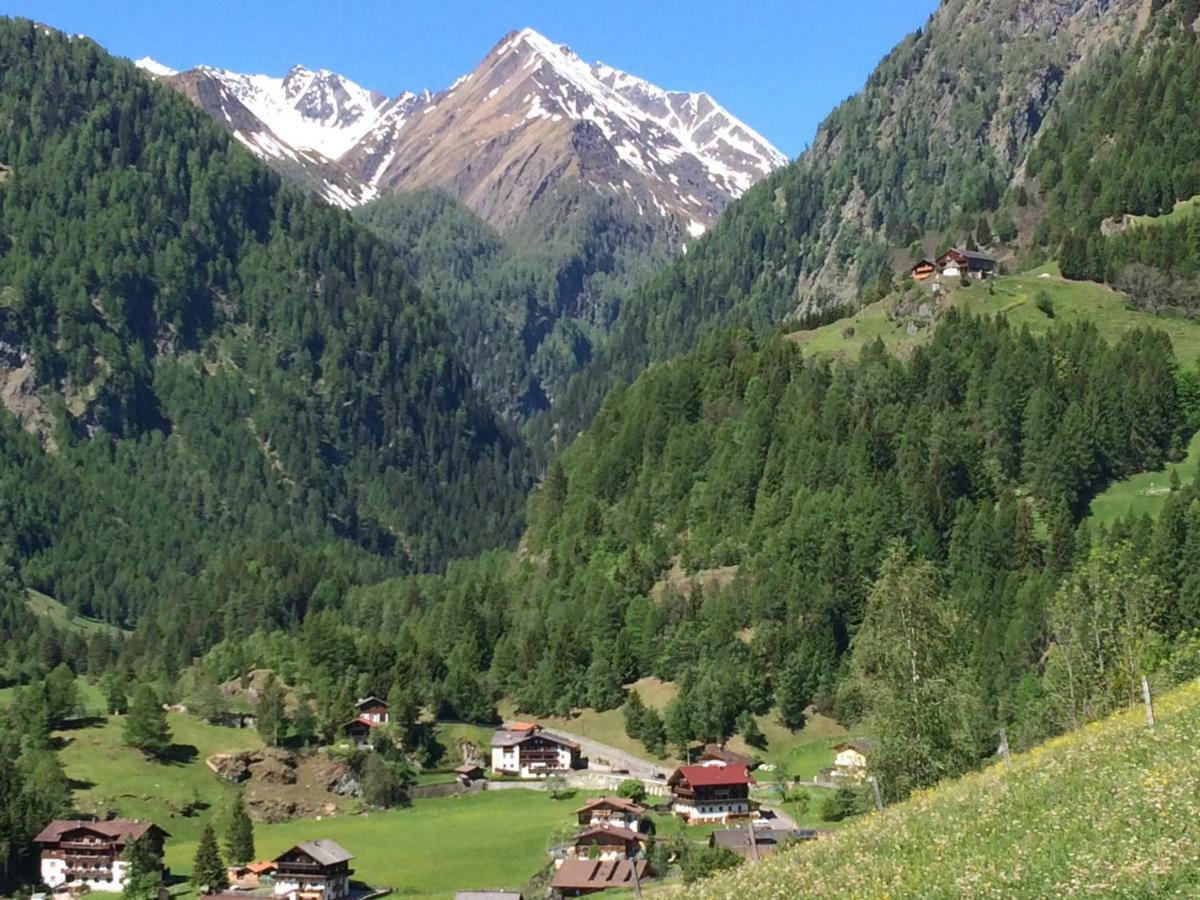 Gaestehaus Dorer Gerhard Pragraten Bagian luar foto